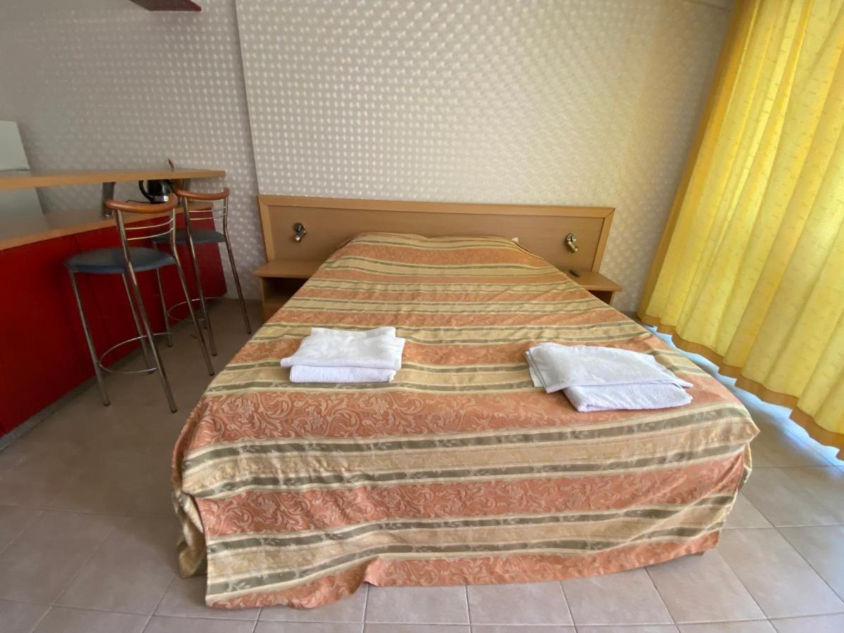 Miramar Front Self Catering * Слънчев бряг